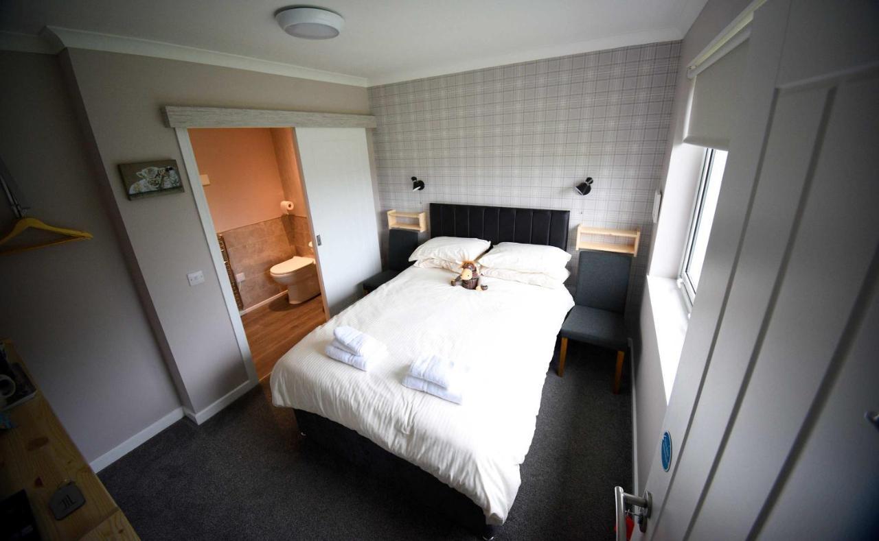 וויג 5 Glenconon Bed And Breakfast מראה חיצוני תמונה